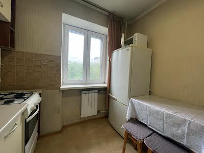 квартира по адресу Свободы просп., 8/28
