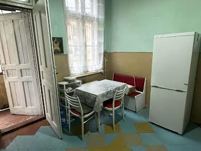 квартира по адресу Степана иБандери, 28