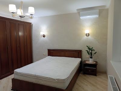квартира за адресою Сергія Данченка вул., 30