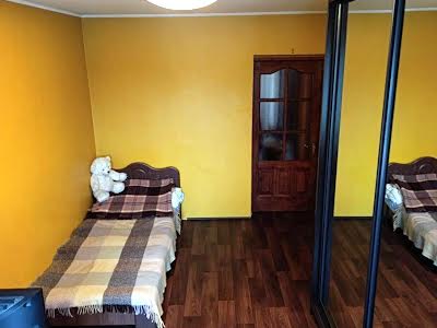 квартира за адресою Зодчих вул., 68/2