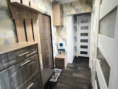 квартира за адресою Полонської-Василенко вул. (Желваківського), 2