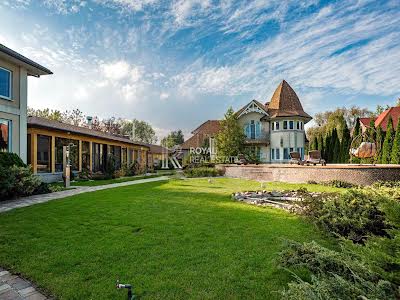 будинок за адресою с. Вишеньки, Садова вул., 3