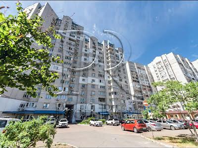 квартира за адресою Київ, Драгоманова вул., 31Б