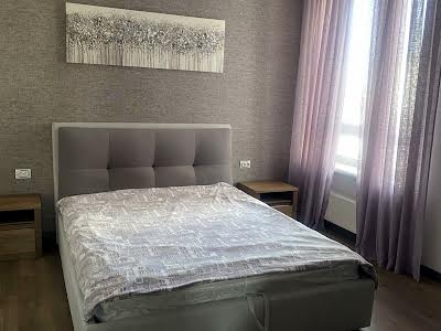 квартира за адресою Салютна вул., 2