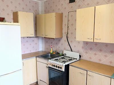 квартира за адресою Петра Запорожця, 46А