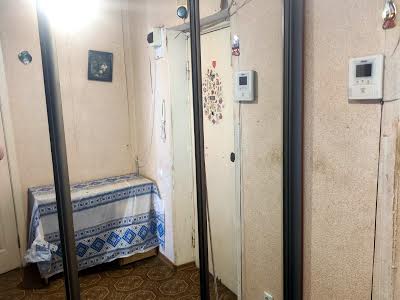 квартира за адресою Героїв України просп. (Героїв Сталінграду), 13а