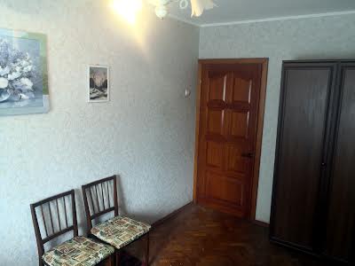 квартира за адресою Новгород-Сіверська вул. (Новгородська), 11