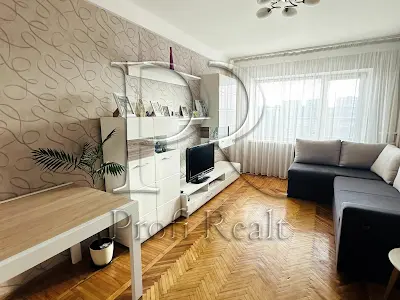 квартира за адресою Воскресенський просп. (Перова), 40