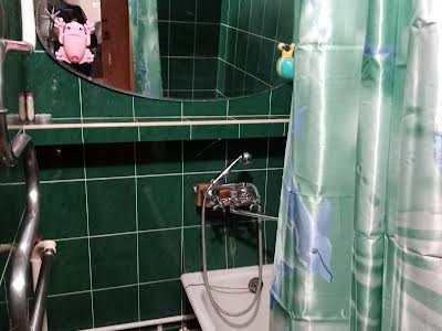 квартира за адресою Леоніда Каденюка просп. (Юрія Гагаріна), 3