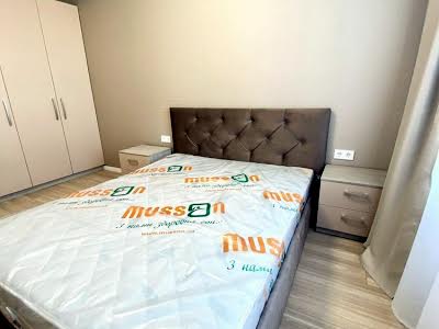 квартира за адресою Миколи Гулака вул., 4