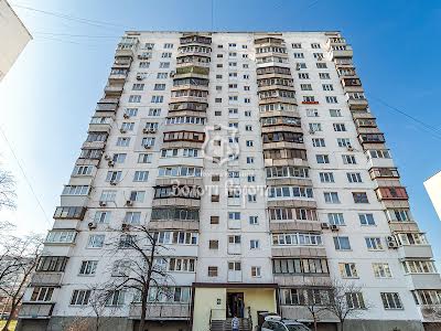 квартира за адресою Романа Шухевича просп. (Генерала Ватутіна), 28а