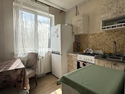 квартира по адресу Героев Крут ул. (Валентини Терешкової), 10