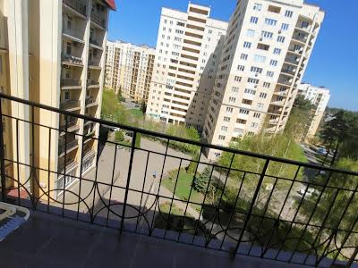 квартира за адресою Валерія Лобановського вул., 21