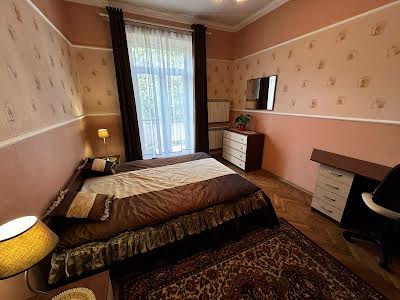 квартира по адресу Гетьмана Дорошенко ул. (Жовтневая), 71
