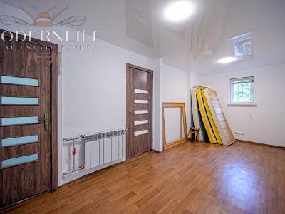 квартира за адресою Межигірська вул., 22