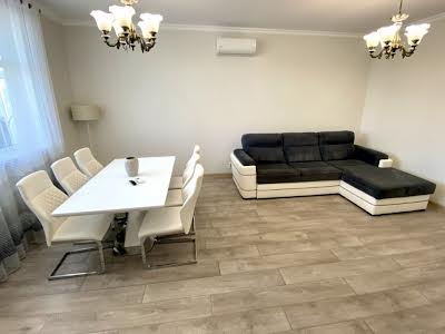 квартира за адресою Василя Тютюнника вул. (Анрі Барбюса), 51
