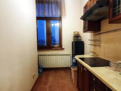квартира за адресою Івана Мазепи вул. (Січневого Повстання), 3