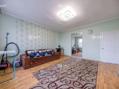 квартира по адресу Защитников Украины пл., 1