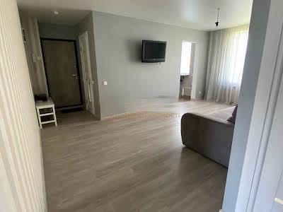 квартира за адресою Нескорених вул. (Героїв Праці), 58