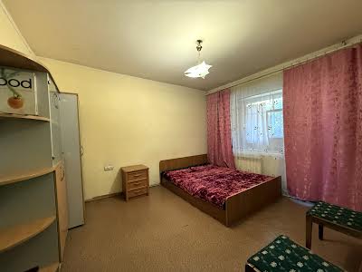 квартира за адресою Героїв просп., 37