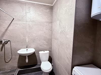 квартира по адресу Бориса Гмыри ул., 12-Б