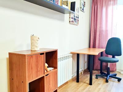 квартира за адресою Оболонський просп., 18-Б