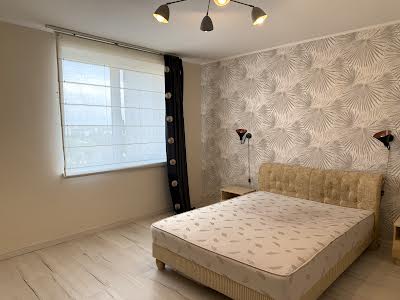 квартира за адресою Олекси Тихого пров., 4 к1