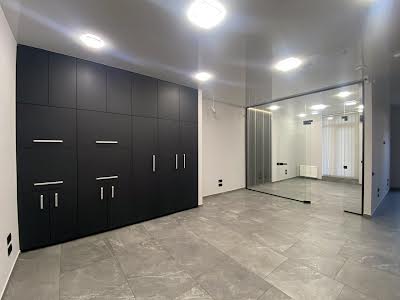 коммерческая по адресу Жилянская ул., 68