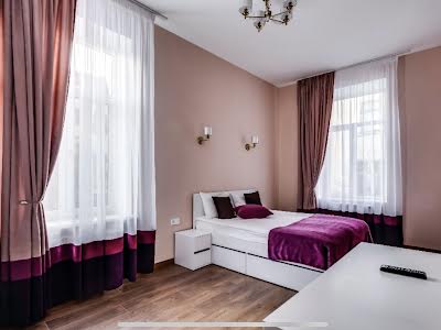 квартира за адресою Юліана Романчука вул., 15