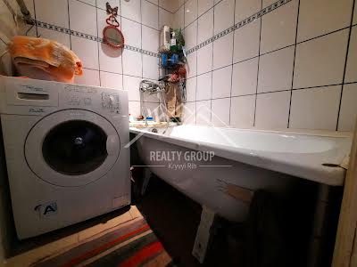 квартира за адресою Кривий Ріг, Сучасна вул., 4