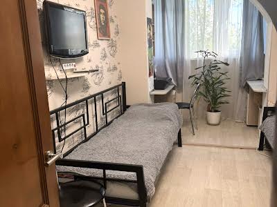 квартира по адресу Евгения Чикаленко ул., 75