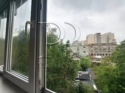 квартира за адресою Голосіївський просп. (40-річчя Жовтня), 19
