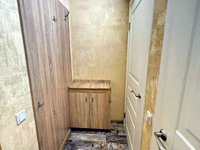 квартира за адресою Празька вул., 24