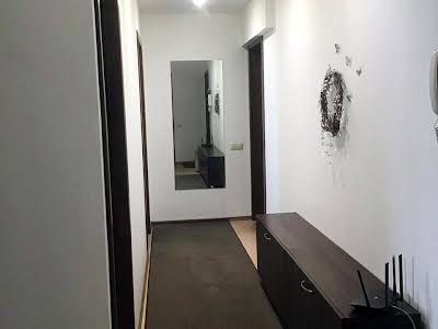 квартира за адресою Метробудівська вул., 8