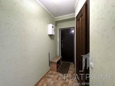квартира за адресою Гната Юри вул., 7-В