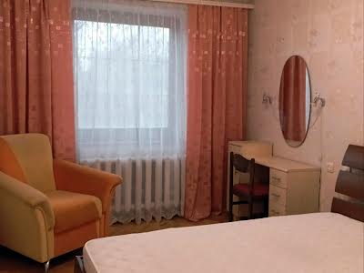 квартира за адресою Генерала Петрова вул., 22