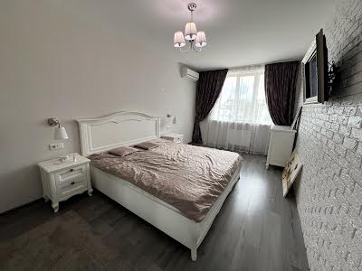 квартира по адресу Боголюбова ул., 7