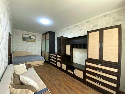 квартира за адресою Асташкіна вул. (Крива), 29
