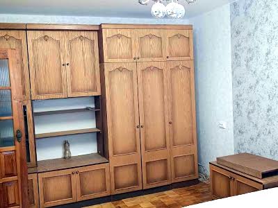 квартира по адресу Ларисы Руденко ул., 3-Б