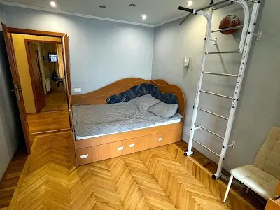 квартира за адресою Дерев'янка вул., 3б