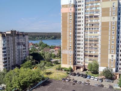 квартира за адресою Київ, Академіка Єфремова вул. (Уборевича командарма), 27