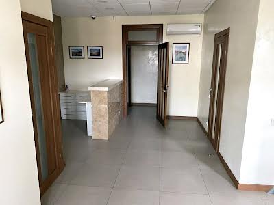 комерційна за адресою Щаслива вул., 50