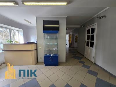 комерційна за адресою Героїв Оборони вул., 7