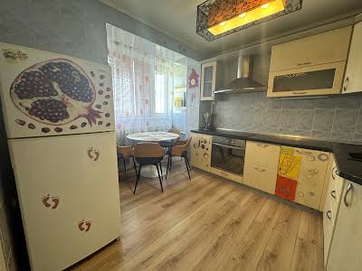 квартира за адресою Володимира Івасюка просп. (Героїв Сталінграду), 35