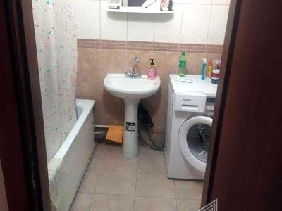 квартира за адресою Олени Пчілки вул., 4