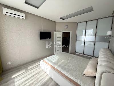 квартира за адресою Авіаконструктора Антонова вул., 2Б