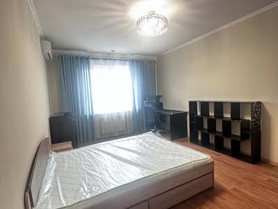 квартира по адресу Софии Русовой ул., 1-Б