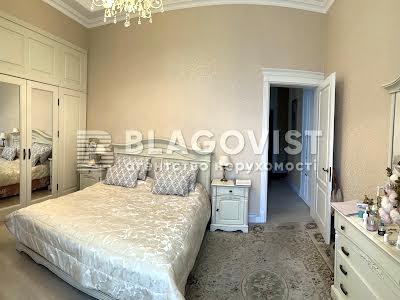 квартира за адресою Антоновича вул. (Горького), 8