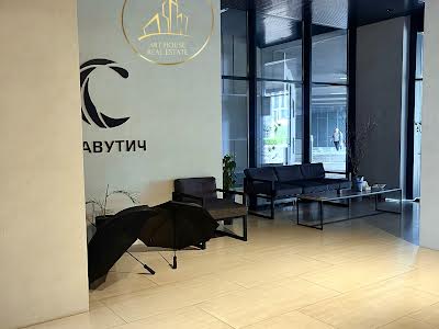 квартира за адресою Зарічна вул., 6