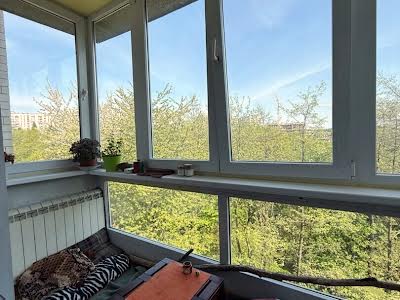 квартира за адресою Пасічна вул., 77